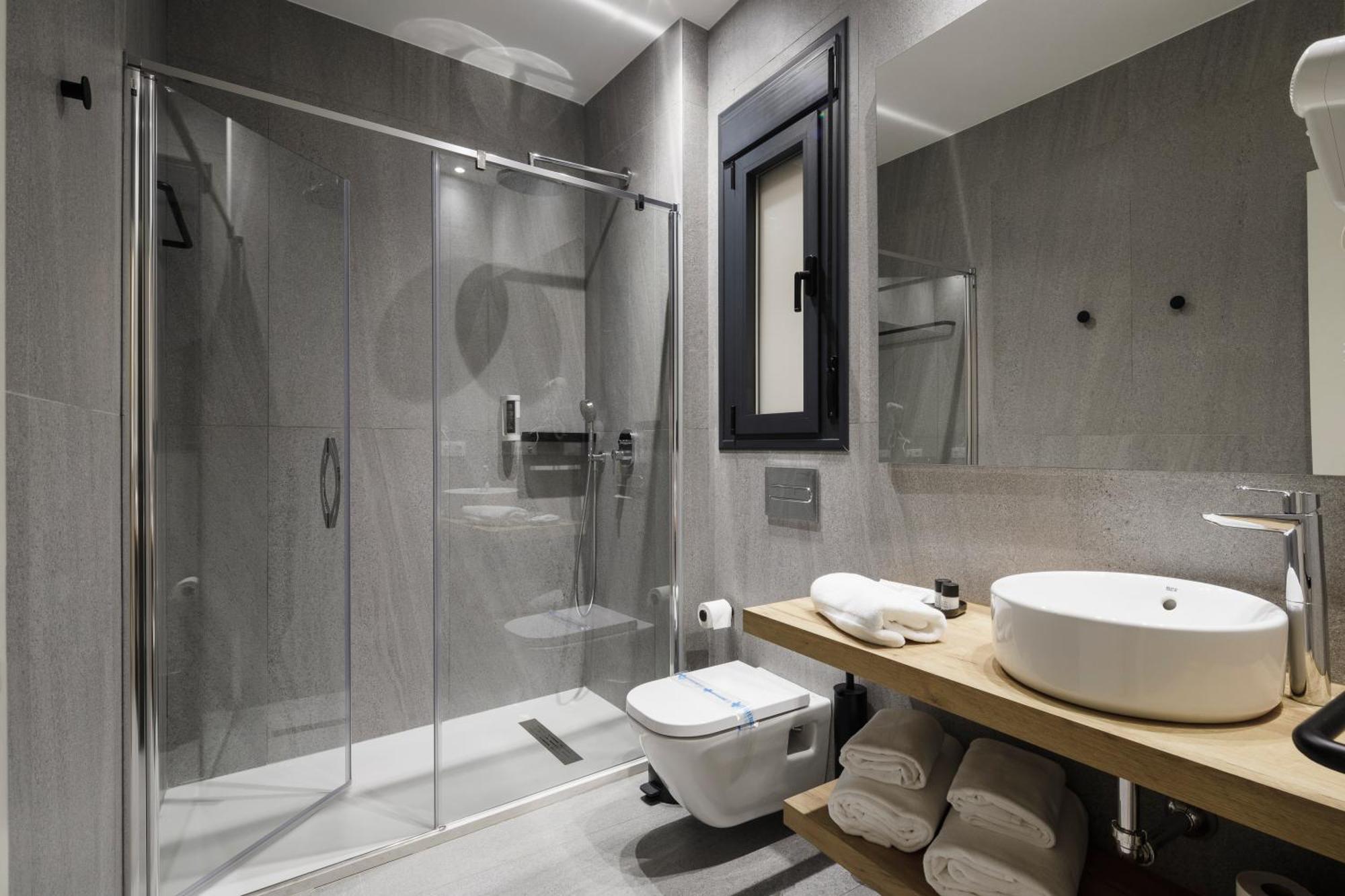 Terra Triana Apartments Севилья Экстерьер фото