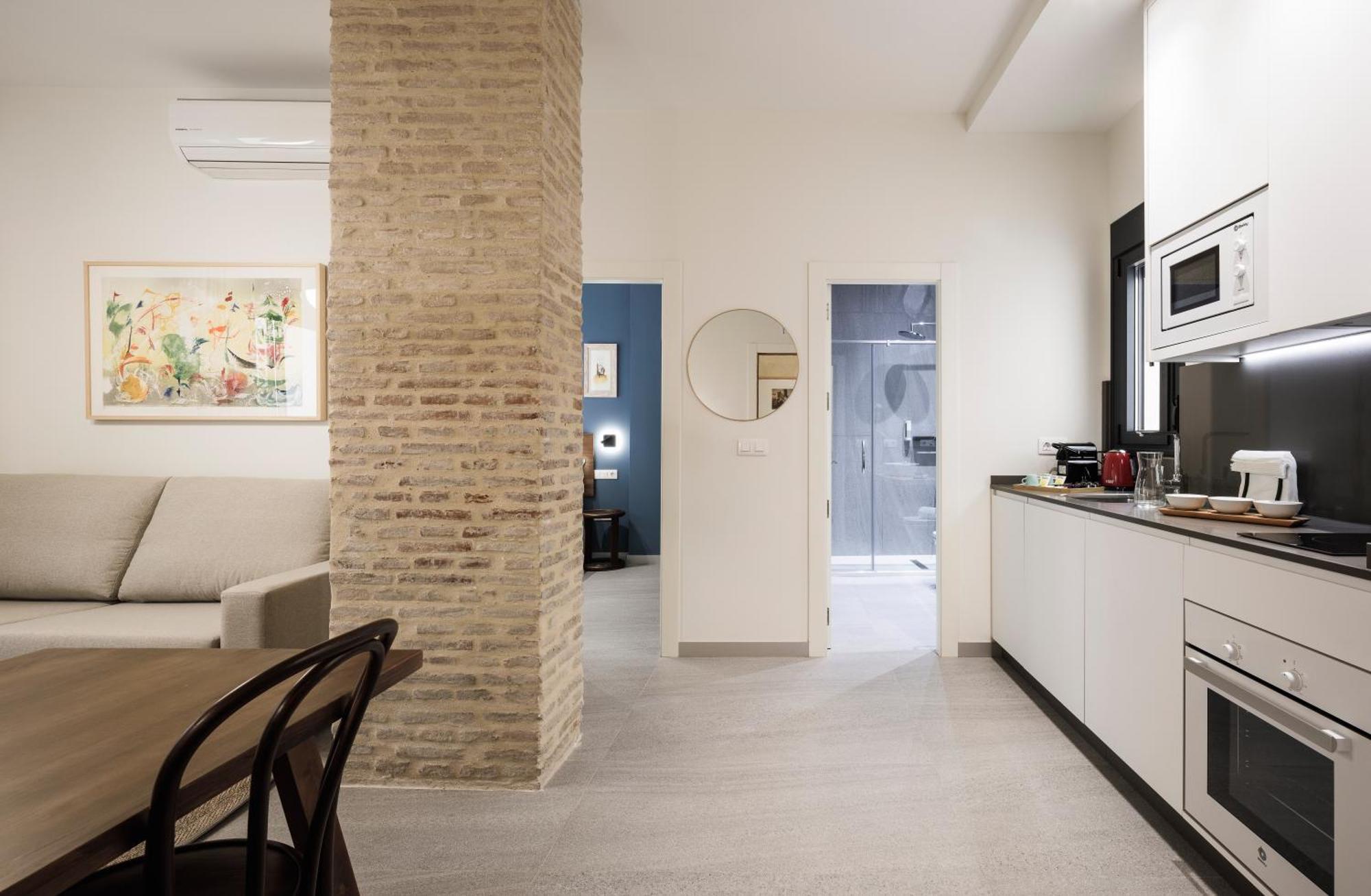 Terra Triana Apartments Севилья Экстерьер фото