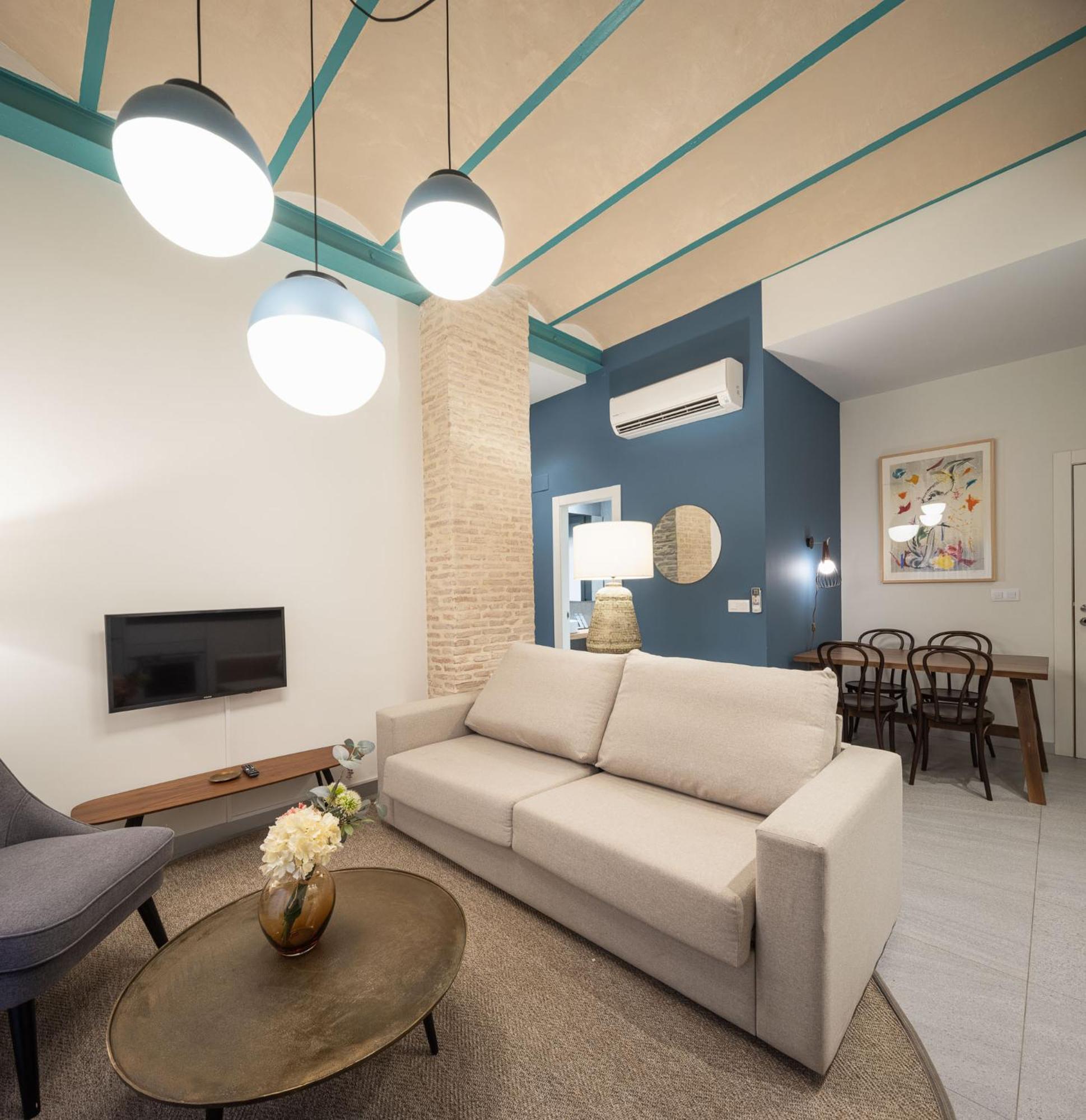 Terra Triana Apartments Севилья Экстерьер фото